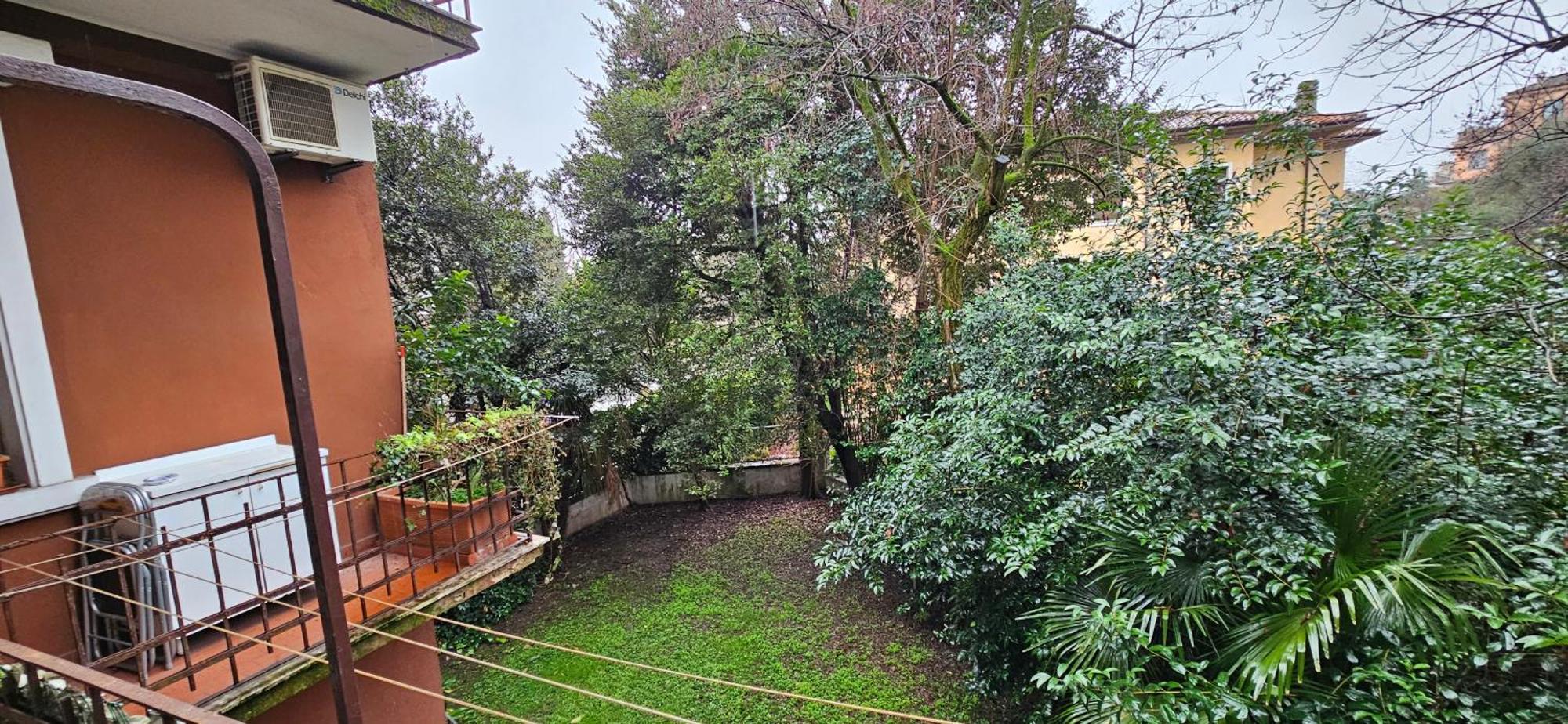 Lo Scoiattolo Bed & Breakfast Verona Exterior photo